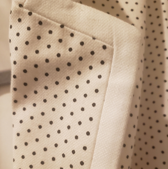 7th Avenue Design Studio New York and Company Blazer. - Picture 3 of 8